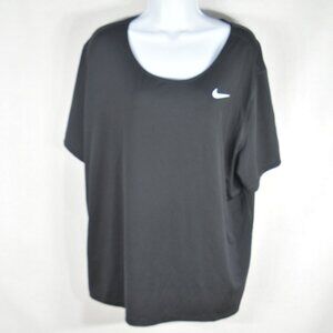 Nike Women's T shirt 2X Plus Short sleeve Black Pre-Owned